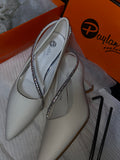 White court shoe