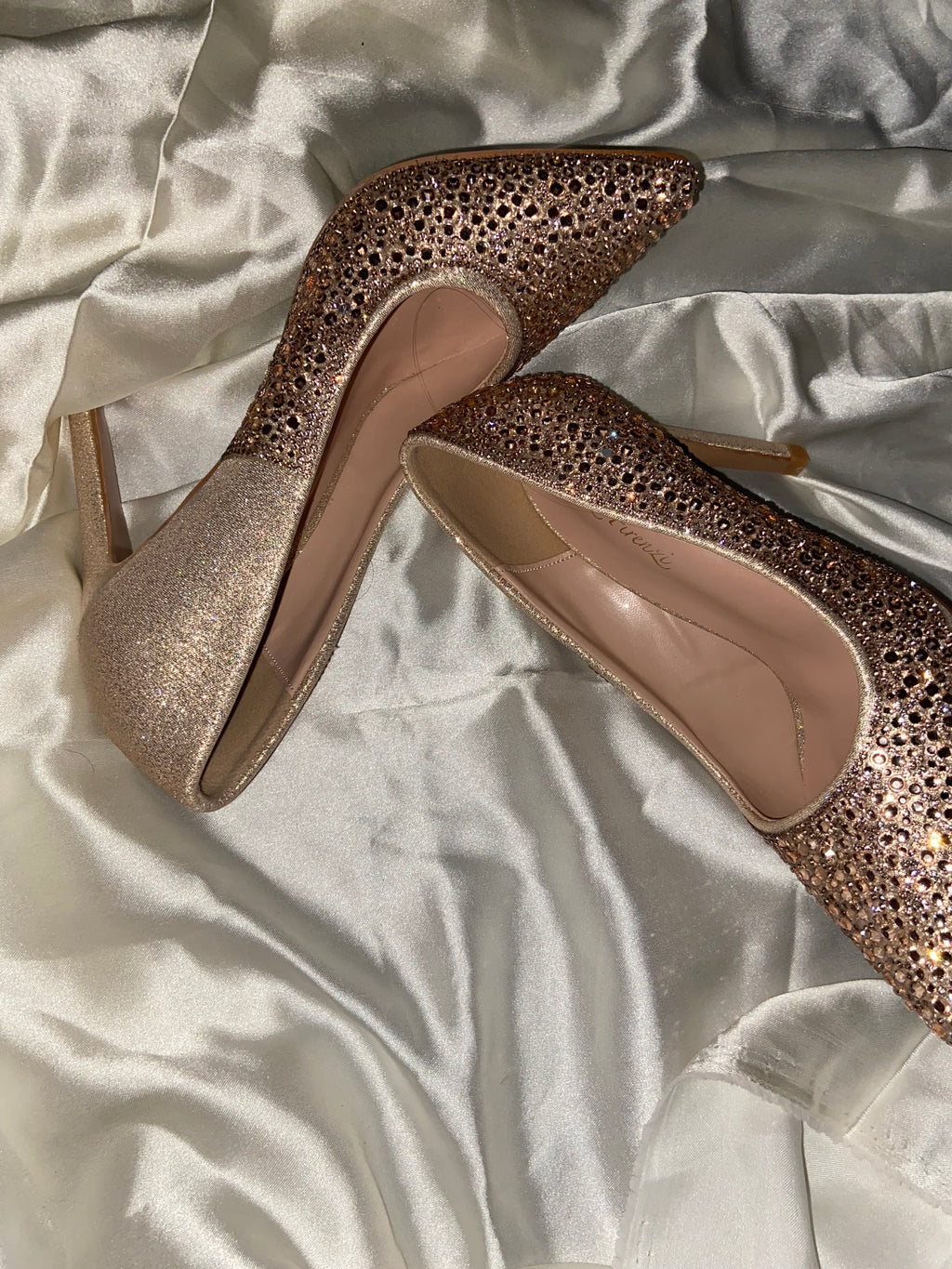 Sparkle Stones Court Shoe Heel