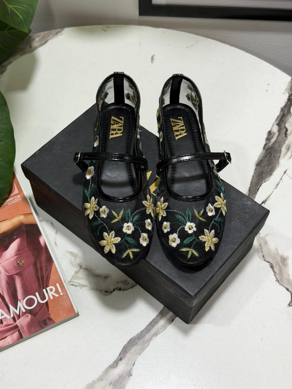 Zara Net Embroidered Pumps